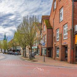 221 | Blick in die Langestraße in Richtung Schloss