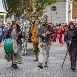 798 | Grafenmarsch durch die Innenstadt