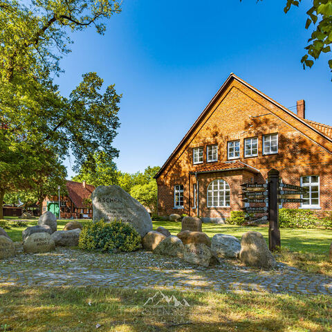 #1746 · Alte Schule