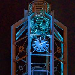 #342 · Beleuchtete Rathausturmspitze