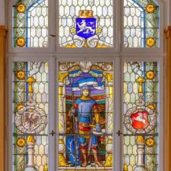 #327 · Buntglasfenster im Diepholzer Ratssaal (Siegfried Simon Fontheim)