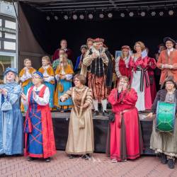 #822 · Der traditionelle Grafengruss