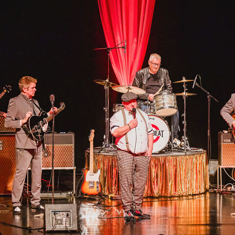 #2272 · Downbeat Benefizkonzert Dezember 2024 im Theater Diepholz - Downbeat sind Carsten Politzky, Rolf Langkamp, Jan Heyer und Thomas Wilker