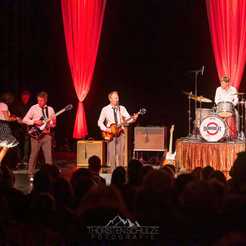 #2206 · Downbeat Benefizkonzert Dezember 2024 im Theater Diepholz - Downbeat sind Carsten Politzky, Rolf Langkamp, Jan Heyer und Thomas Wilker