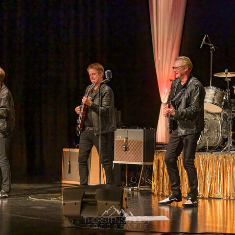 #2218 · Downbeat Benefizkonzert Dezember 2024 im Theater Diepholz - Downbeat sind Carsten Politzky, Rolf Langkamp, Jan Heyer und Thomas Wilker