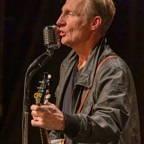 #2225 · Downbeat Benefizkonzert Dezember 2024 im Theater Diepholz - Downbeat sind Carsten Politzky, Rolf Langkamp, Jan Heyer und Thomas Wilker