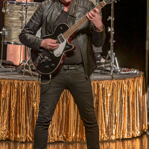 #2222 · Downbeat Benefizkonzert Dezember 2024 im Theater Diepholz - Downbeat sind Carsten Politzky, Rolf Langkamp, Jan Heyer und Thomas Wilker