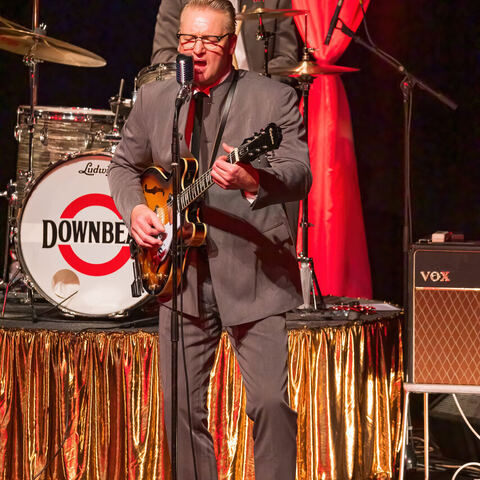 #2174 · Downbeat Benefizkonzert Dezember 2024 im Theater Diepholz - Downbeat sind Carsten Politzky, Rolf Langkamp, Jan Heyer und Thomas Wilker