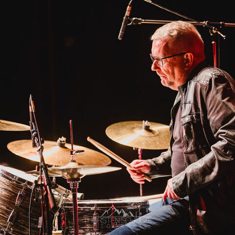 #2275 · Downbeat Benefizkonzert Dezember 2024 im Theater Diepholz - Downbeat sind Carsten Politzky, Rolf Langkamp, Jan Heyer und Thomas Wilker