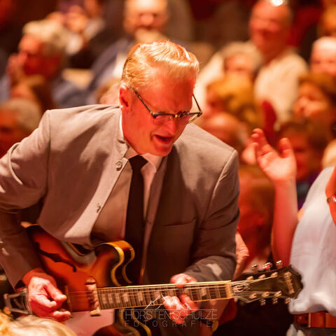 #2201 · Downbeat Benefizkonzert Dezember 2024 im Theater Diepholz - Downbeat sind Carsten Politzky, Rolf Langkamp, Jan Heyer und Thomas Wilker