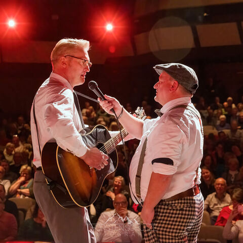 #2264 · Downbeat Benefizkonzert Dezember 2024 im Theater Diepholz - Downbeat sind Carsten Politzky, Rolf Langkamp, Jan Heyer und Thomas Wilker