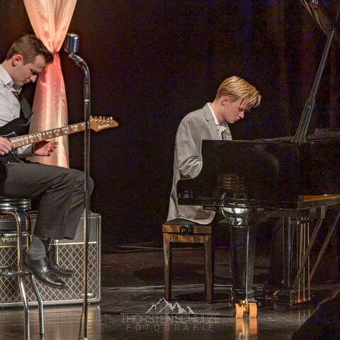 #2235 · Downbeat Benefizkonzert Dezember 2024 im Theater Diepholz - Downbeat sind Carsten Politzky, Rolf Langkamp, Jan Heyer und Thomas Wilker