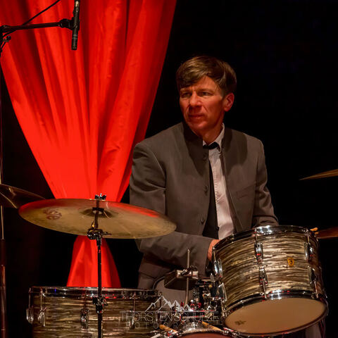 #2161 · Downbeat Benefizkonzert Dezember 2024 im Theater Diepholz - Downbeat sind Carsten Politzky, Rolf Langkamp, Jan Heyer und Thomas Wilker