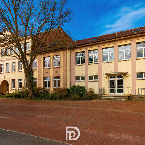 #2374 · Dr.-Kinghorst-Schule