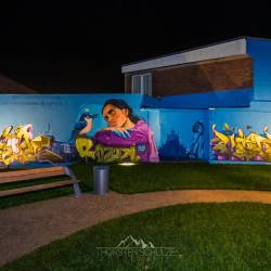 #151 · Graffiti neben dem Parkhaus bei Nacht