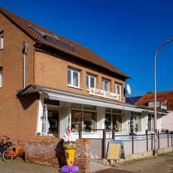 #201 · Luis Eiscafé in der Wellestraße