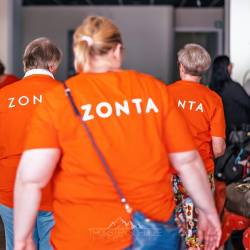 #1201 · Pflanzen und Kunsthandwerkermarkt