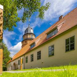 #316 · Stelenpfad am Schloss